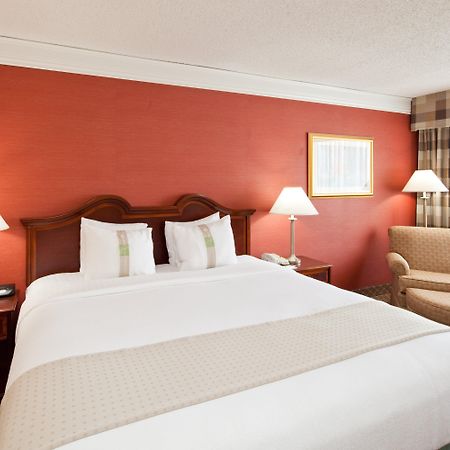 Holiday Inn Cleveland-Mayfield By Ihg Экстерьер фото