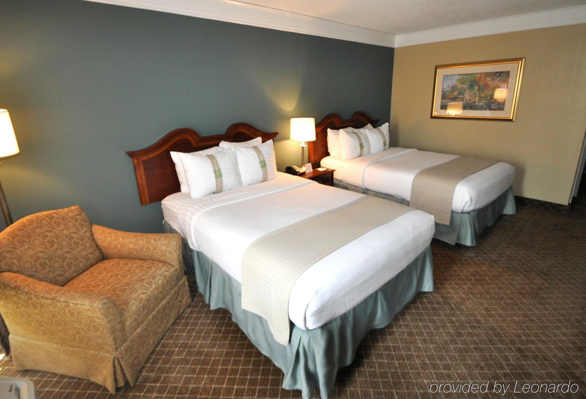 Holiday Inn Cleveland-Mayfield By Ihg Экстерьер фото